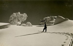 powder snow in Australia, July 1937